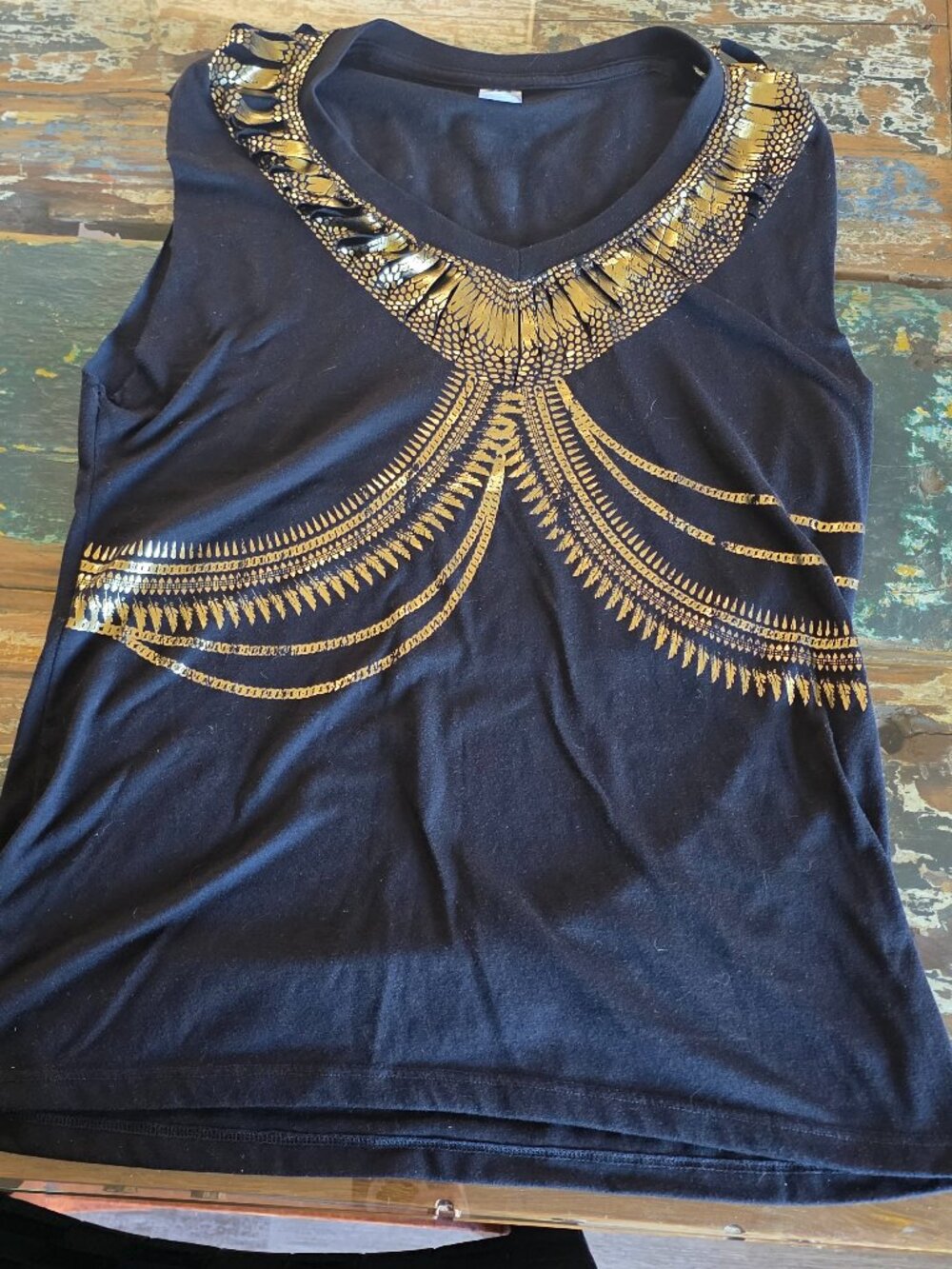 Zumba sleeveless "cut" shirt, "Lovely" large, NWOT